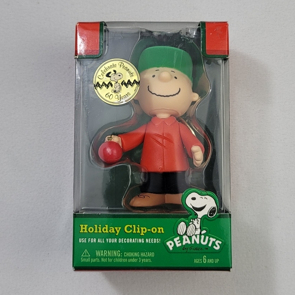 Peanuts Charlie Brown Holiday Clip-On - Picture 13 of 13